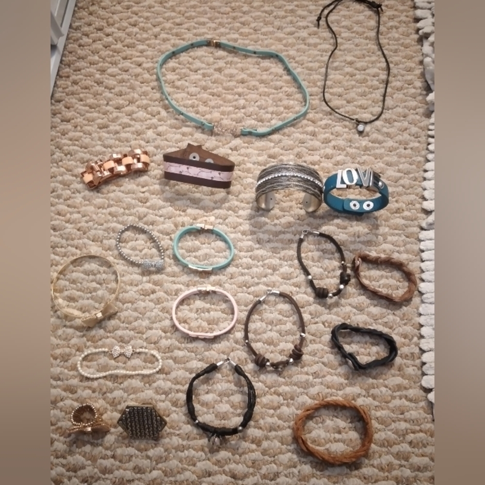 (19) accessories